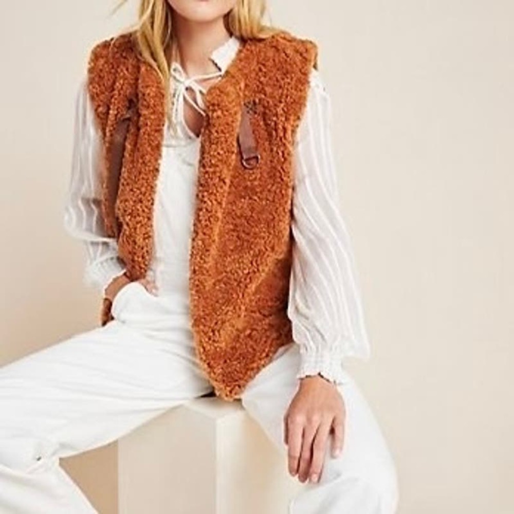 Anthropologie Akemi + Kin ALONNA Teddy Plush Vest Jacket One Size Burnt Orange